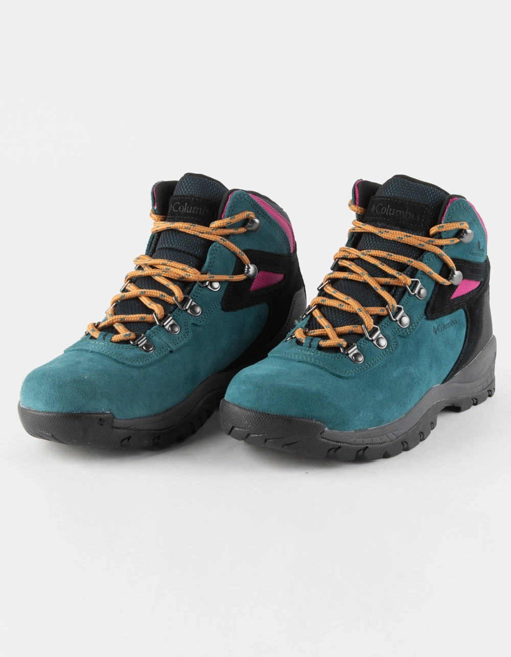 COLUMBIA Newton Ridge™ Plus Waterproof Amped Womens Hiking Boots