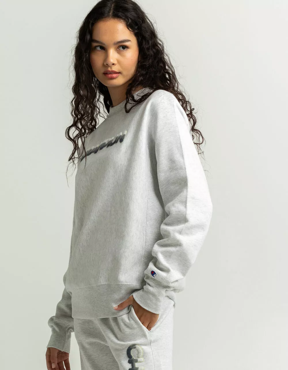 CHAMPION Felt Logo Crew Womens Sweatshirt - Image 2
