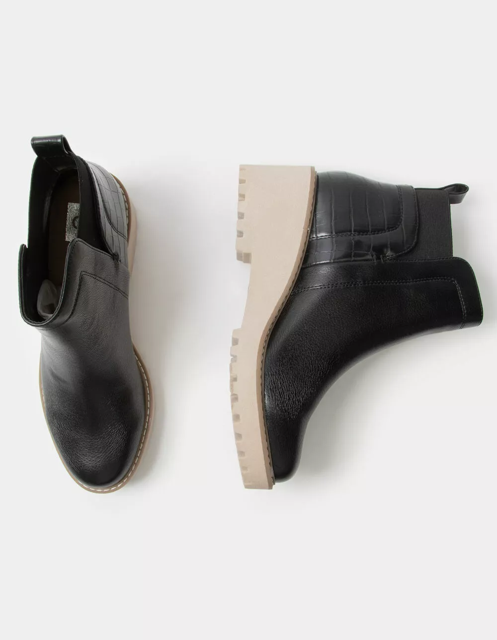 DV By Dolce Vita Rielle Womens Chelsea Wedge Boots - Image 5