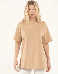 NIKE Sportswear Essential Womens Oversized Tee