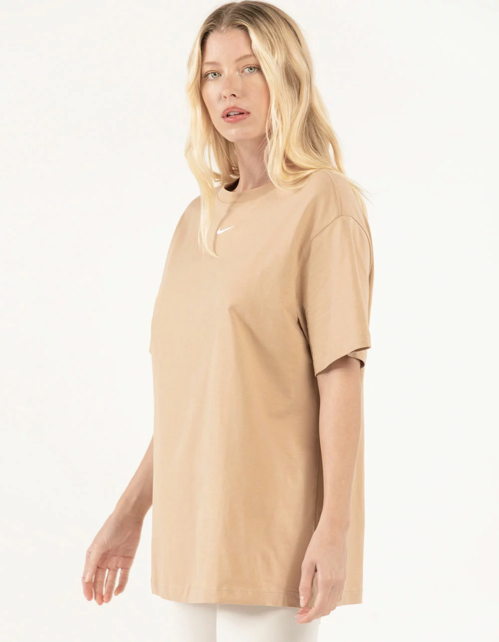 NIKE Sportswear Essential Womens Oversized Tee - Image 2