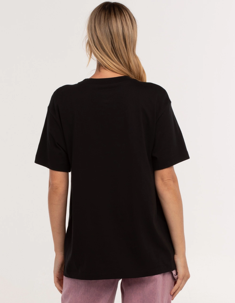 NIKE Sportswear Essential Womens Oversized Tee - Image 3