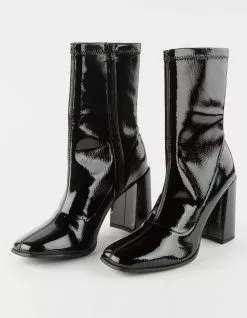 DELICIOUS Yates Womens Ankle Boots