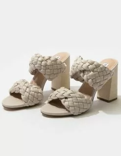 STEVE MADDEN Twisted Womens Heels