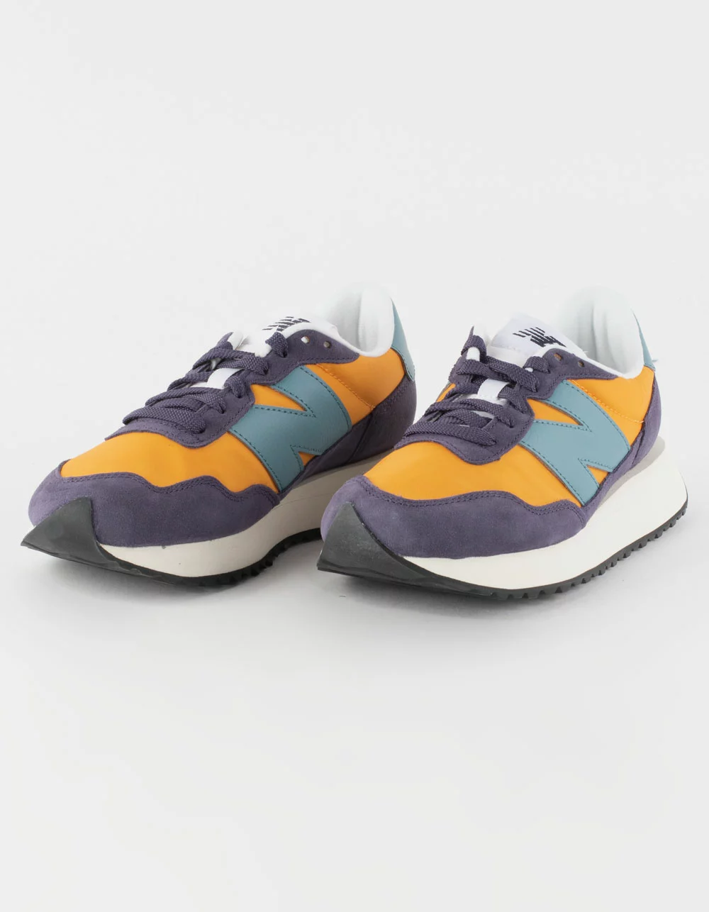 NEW BALANCE 237 Womens Shoes