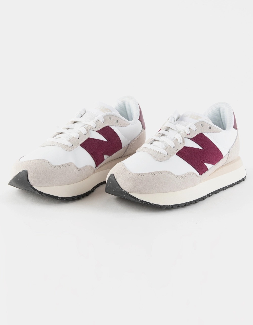 NEW BALANCE 237 Womens Shoes