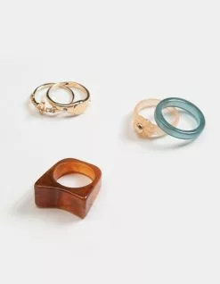 FULL TILT 5 Pack Acrylic Flower Signet Ring Set