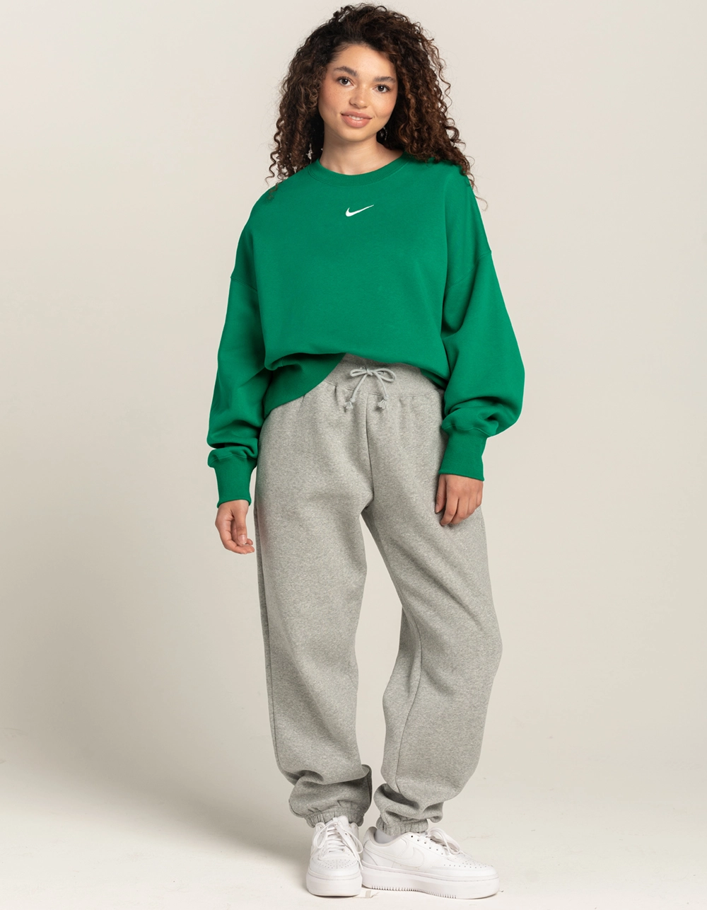 NIKE Sportswear Phoenix Womens Fleece Sweatshirt - Image 4