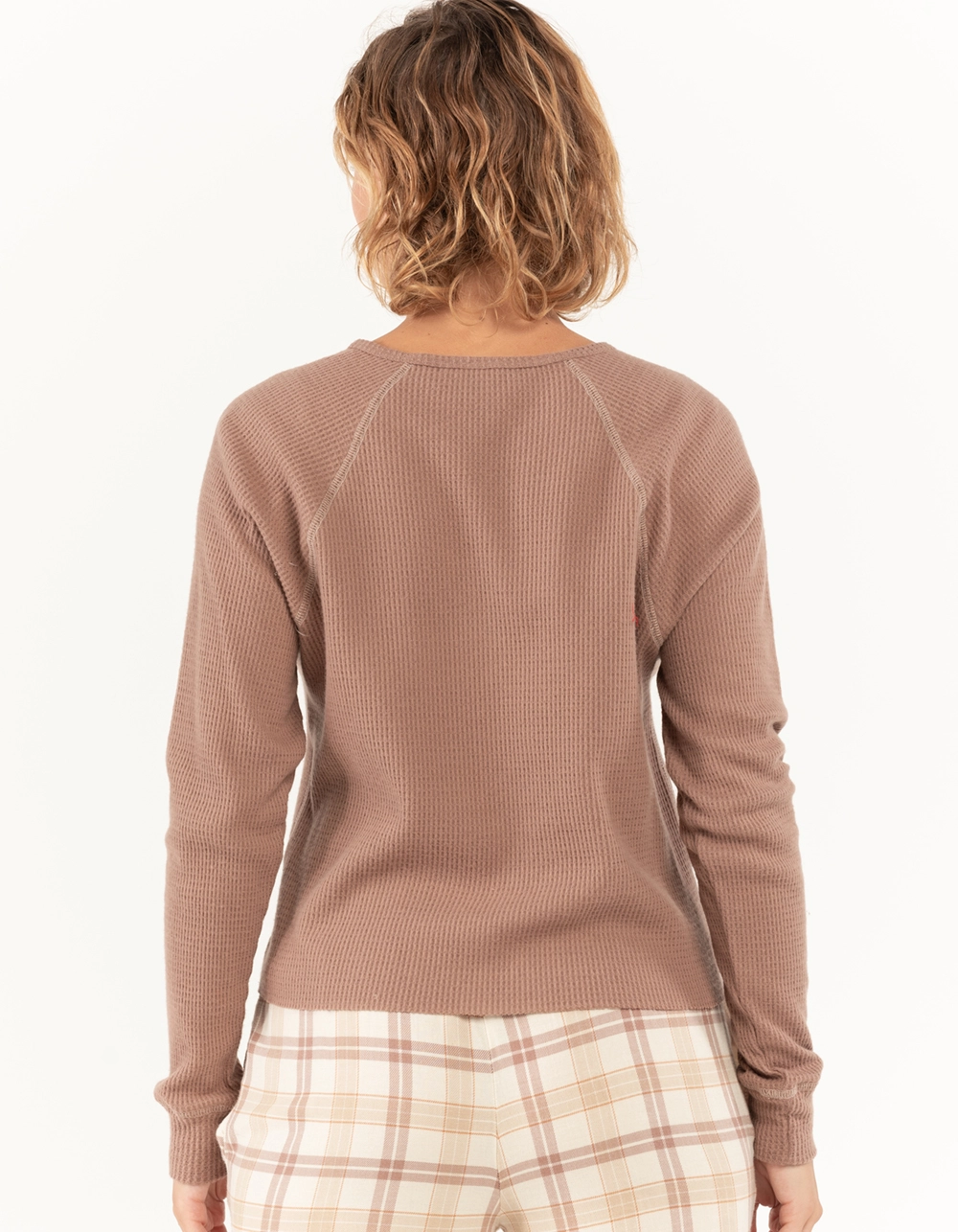 Sky And Sparrow SKY & SPARROW Split Neck Womens Thermal Pajama Top - Image 3