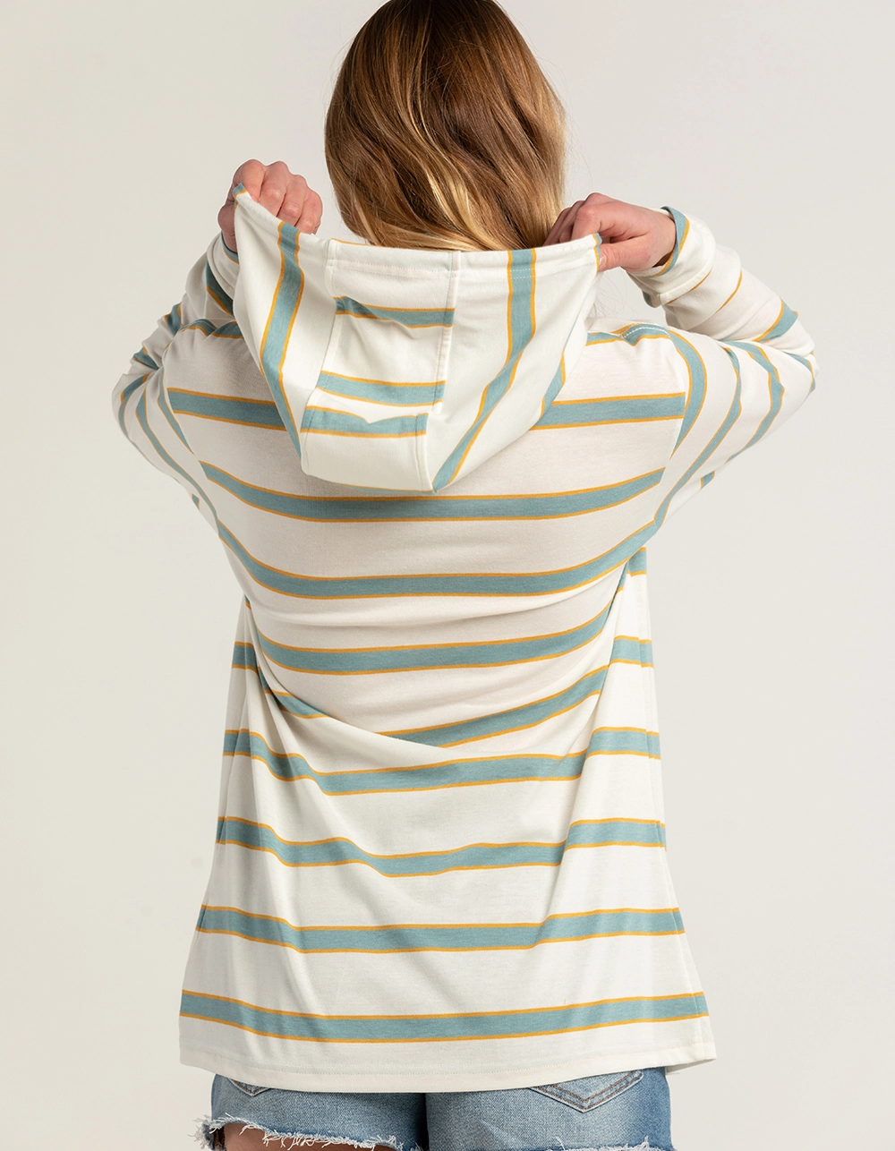 SALTY CREW Leeward Womens Sun Hoodie - Image 3