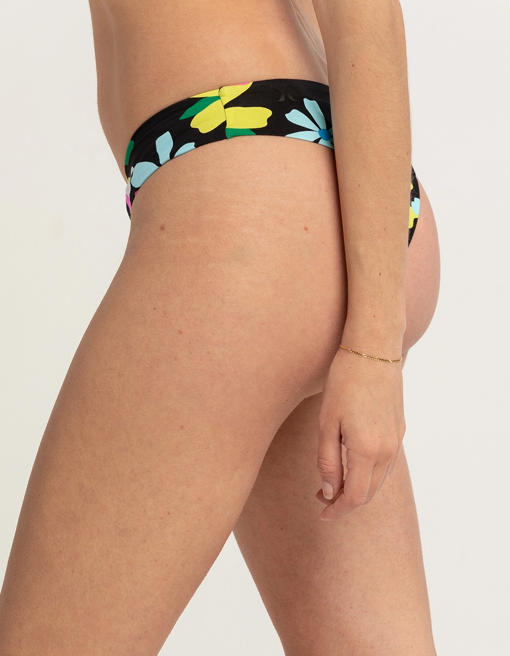 HURLEY Daisy Pop V Skimpy Bikini Bottoms - Image 3