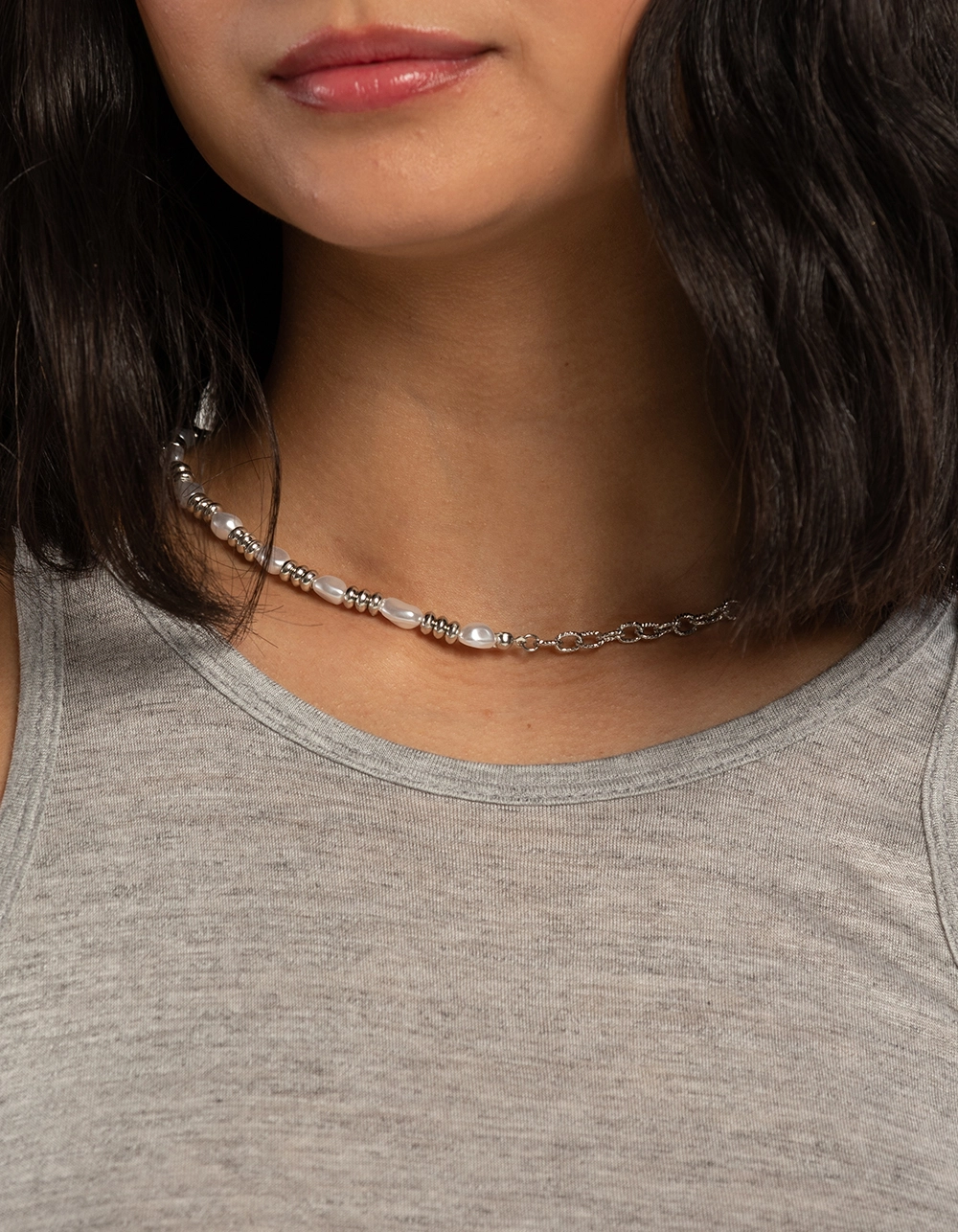 RSQ Half Pearl Texture Necklace - Image 2
