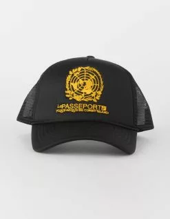 CONEY ISLAND PICNIC Objects De Voyage Womens Trucker Hat